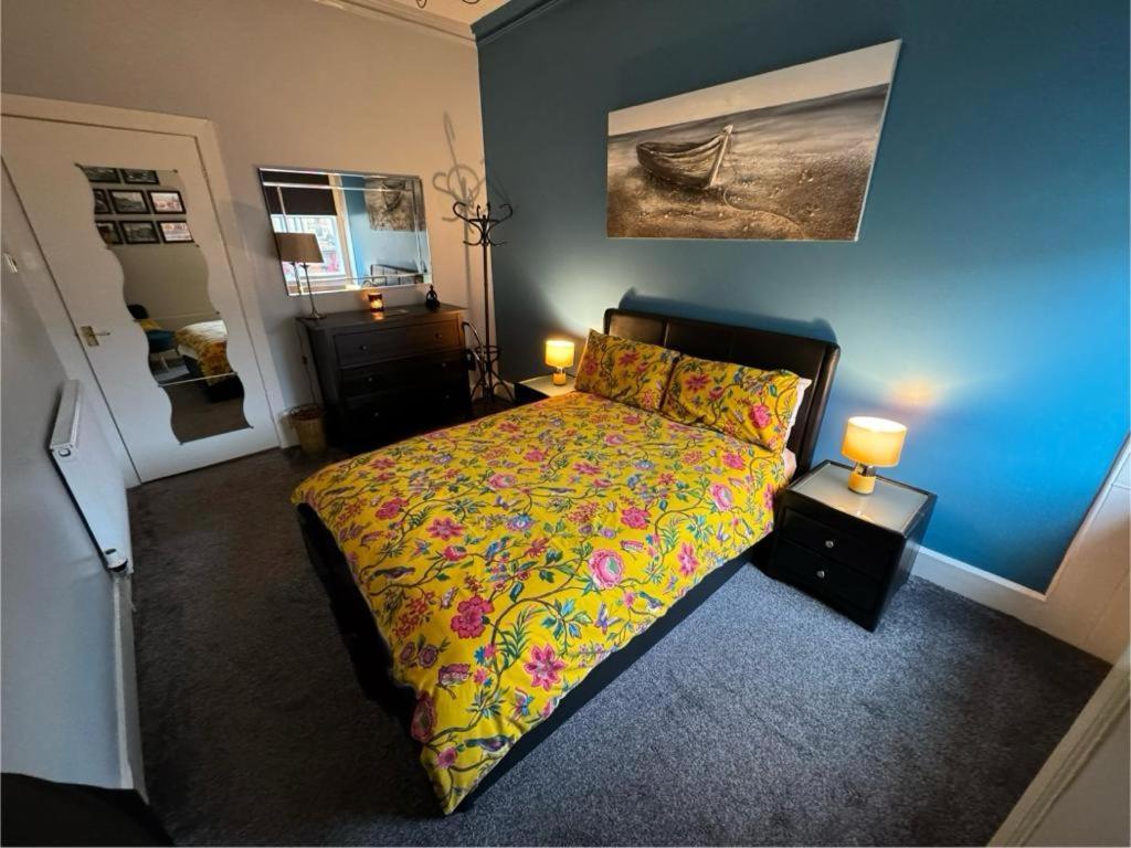 Edinburgh Two Bedroom Apartment With Free Side Street Parking 24 Hours מראה חיצוני תמונה