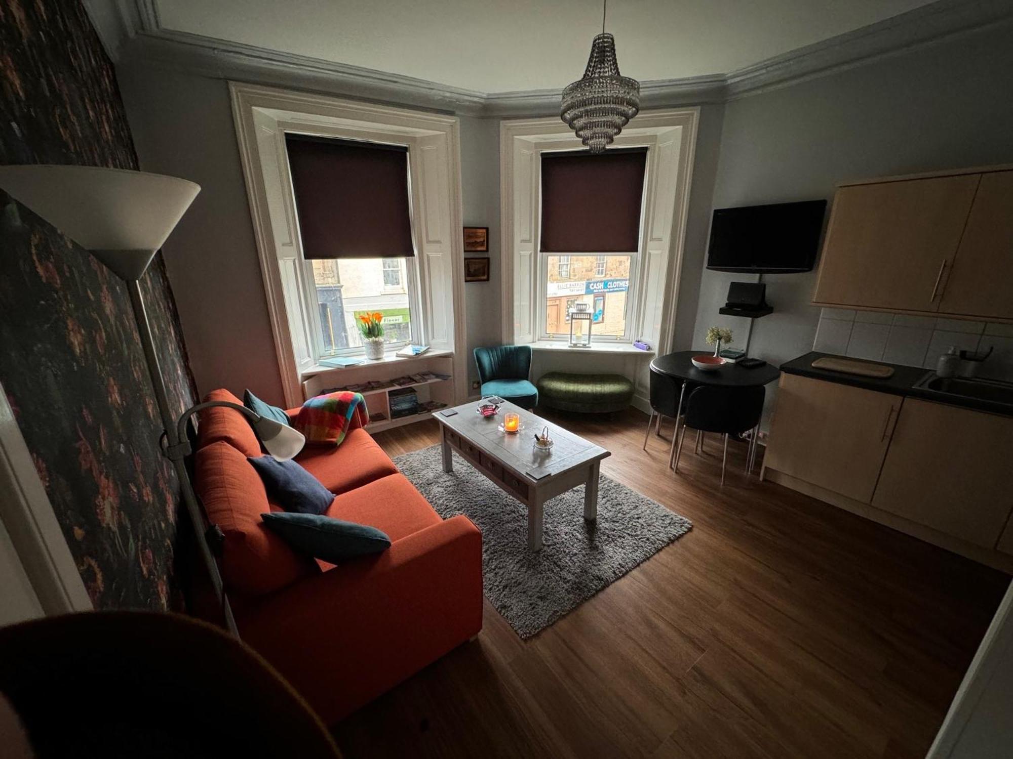 Edinburgh Two Bedroom Apartment With Free Side Street Parking 24 Hours מראה חיצוני תמונה